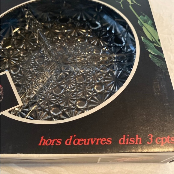 Vintage Daisy and Button Veropa French Crystal Divided Dish - Picture 3 of 7